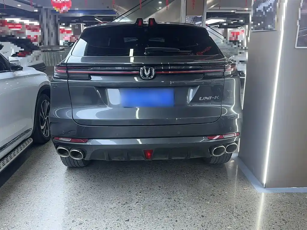 Changan UNI-K 2.0 T Outstanding