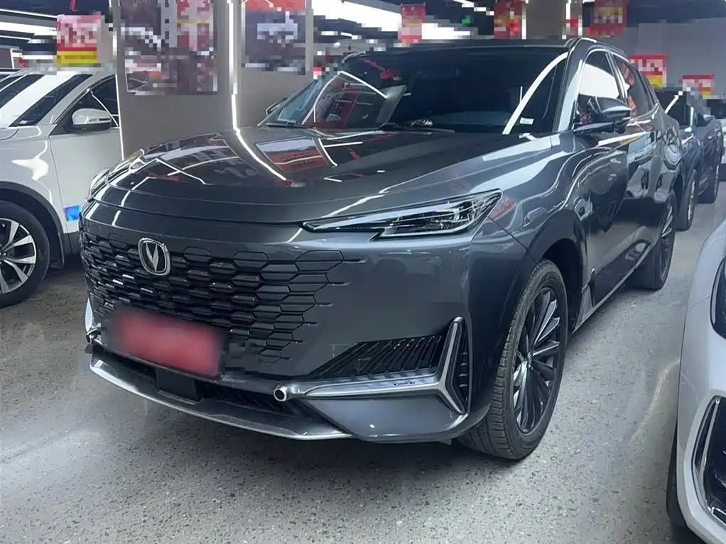 Changan UNI-K 2.0 T Outstanding