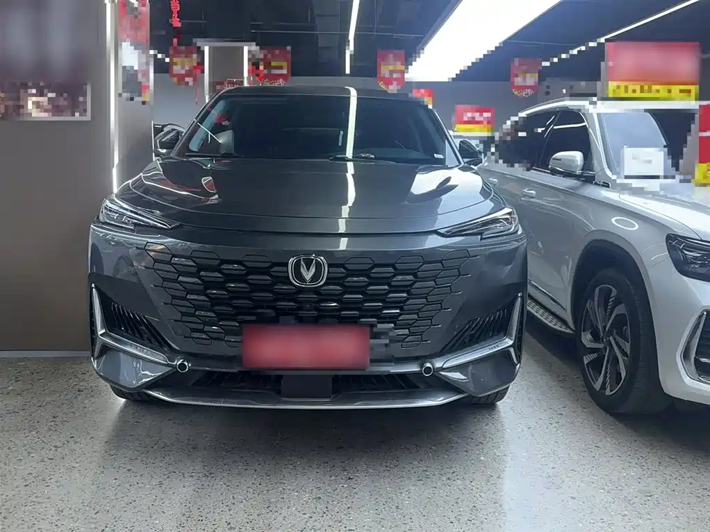 Changan UNI-K 2.0 T Outstanding