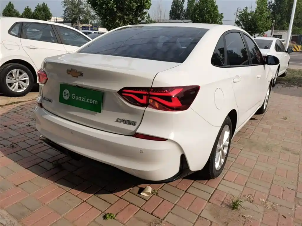 Monza 1.5 L DCT Joy