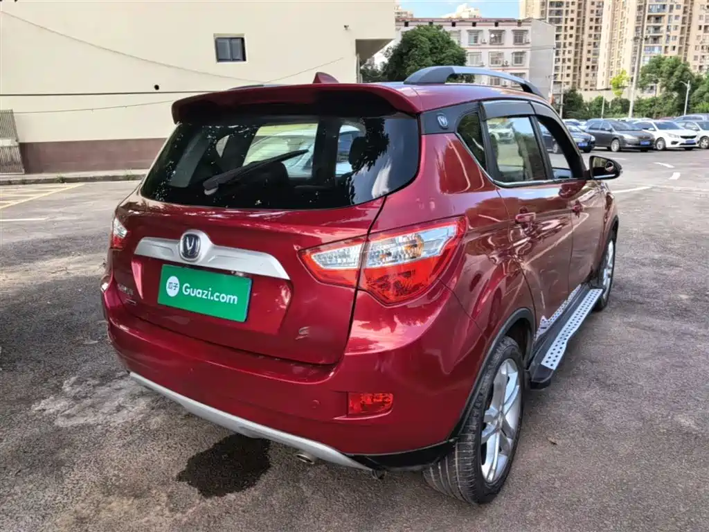 Changan CS35 1.6 L Auto Luxury CN-IV