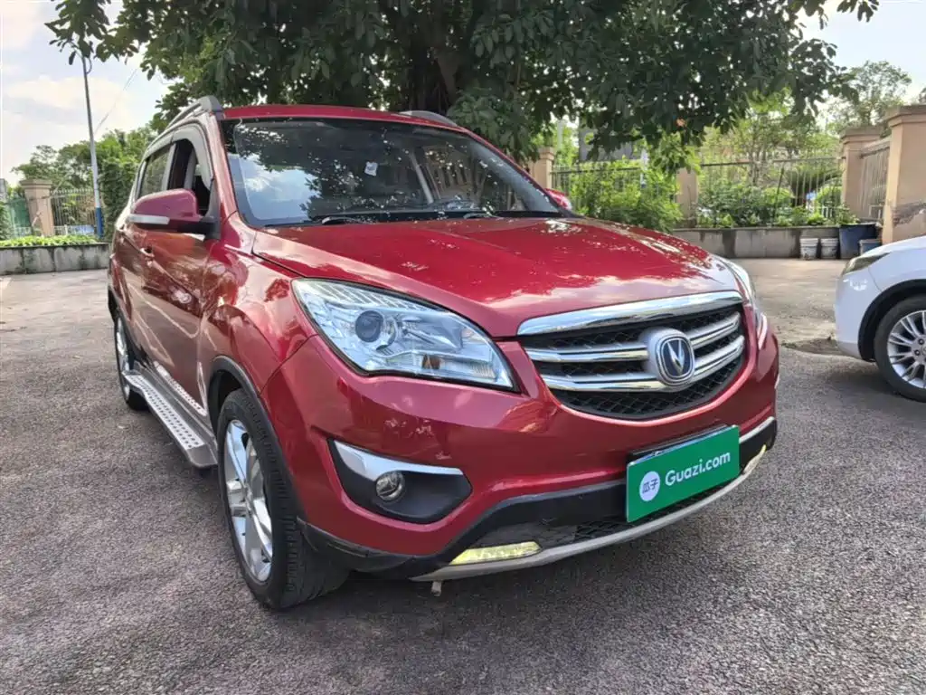 Changan CS35 1.6 L Auto Luxury CN-IV