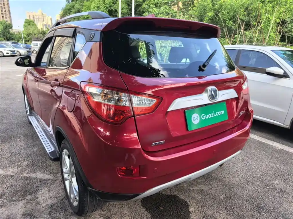 Changan CS35 1.6 L Auto Luxury CN-IV