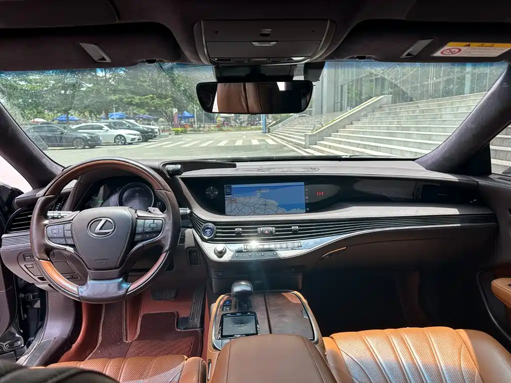 Lexus LS 500 h Executive CN-V