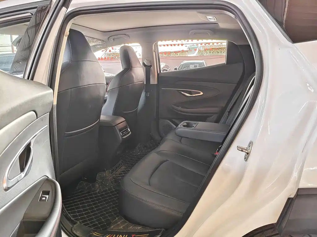 Changan UNI-T 1.5 T Distinguished
