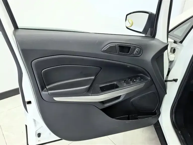 Ford EcoSport 1.5 L Auto Fine Wing