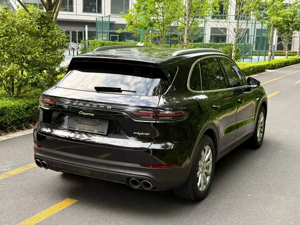 Cayenne NEV Cayenne E-Hybrid 2.0 T