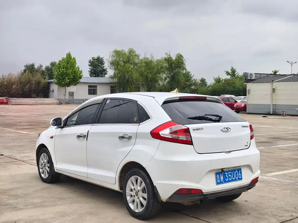 Fengyun 2 1.5 L Manual New Sharp