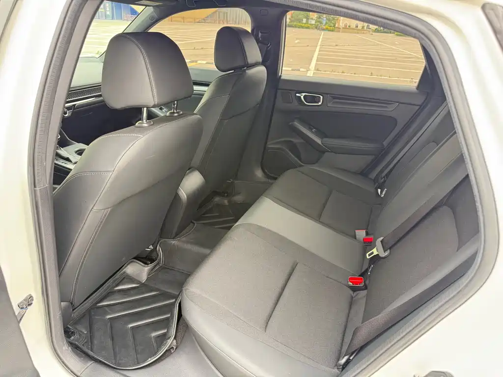 Civic HATCHBACK 240 TURBO CVT Extreme Sharp