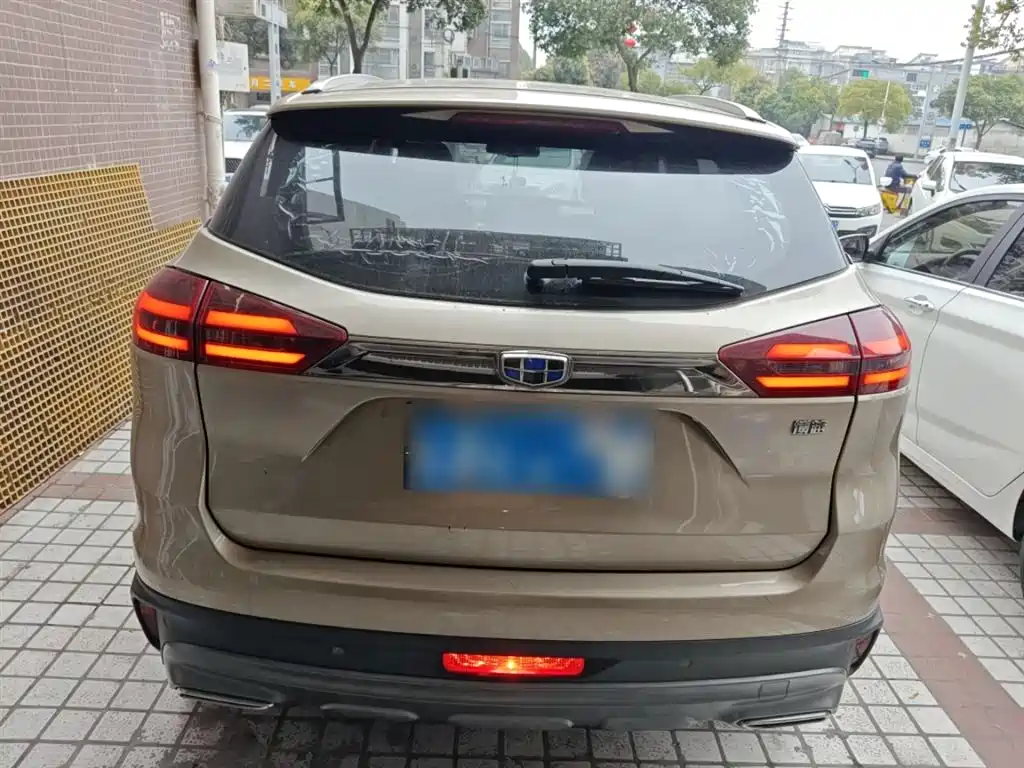 Boyue 1.8 TD Auto 2 WD Smart 4 G Connected