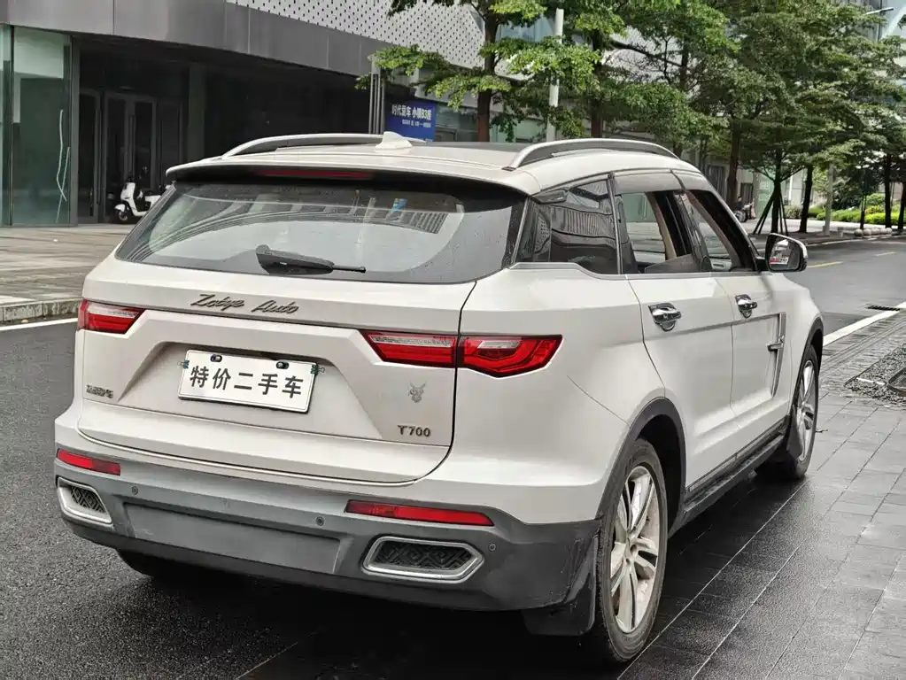 Zotye T700 1.8 T DCT Premium