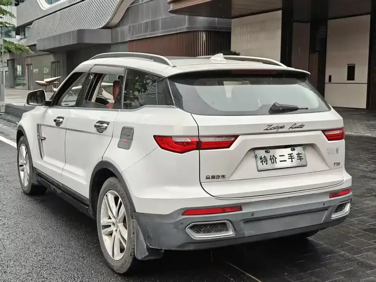 Zotye T700 1.8 T DCT Premium