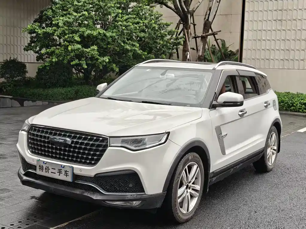Zotye T700 1.8 T DCT Premium