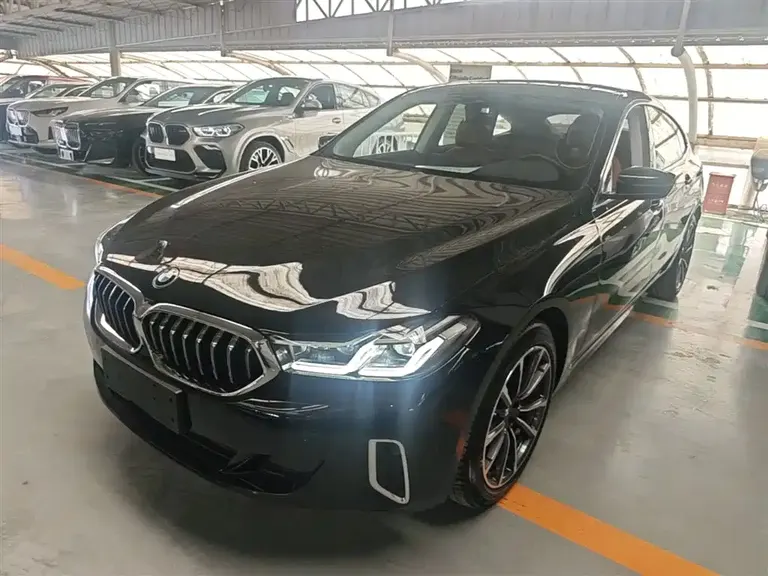 BMW 6 Series GT 630 i Luxury Design Package