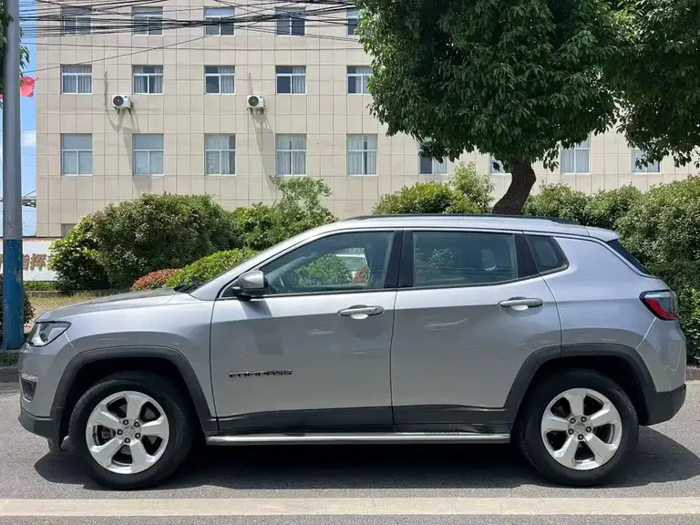 Jeep Compass 200 T Auto Home Enjoyment