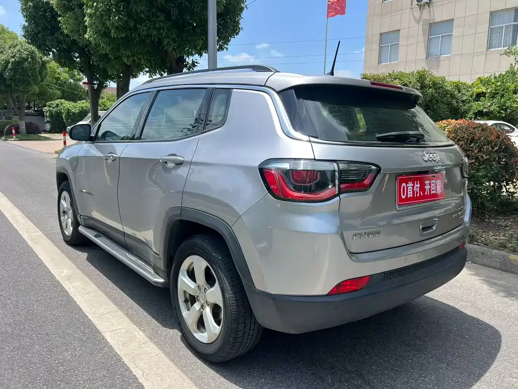Compass 200 T Auto Home Enjoyment