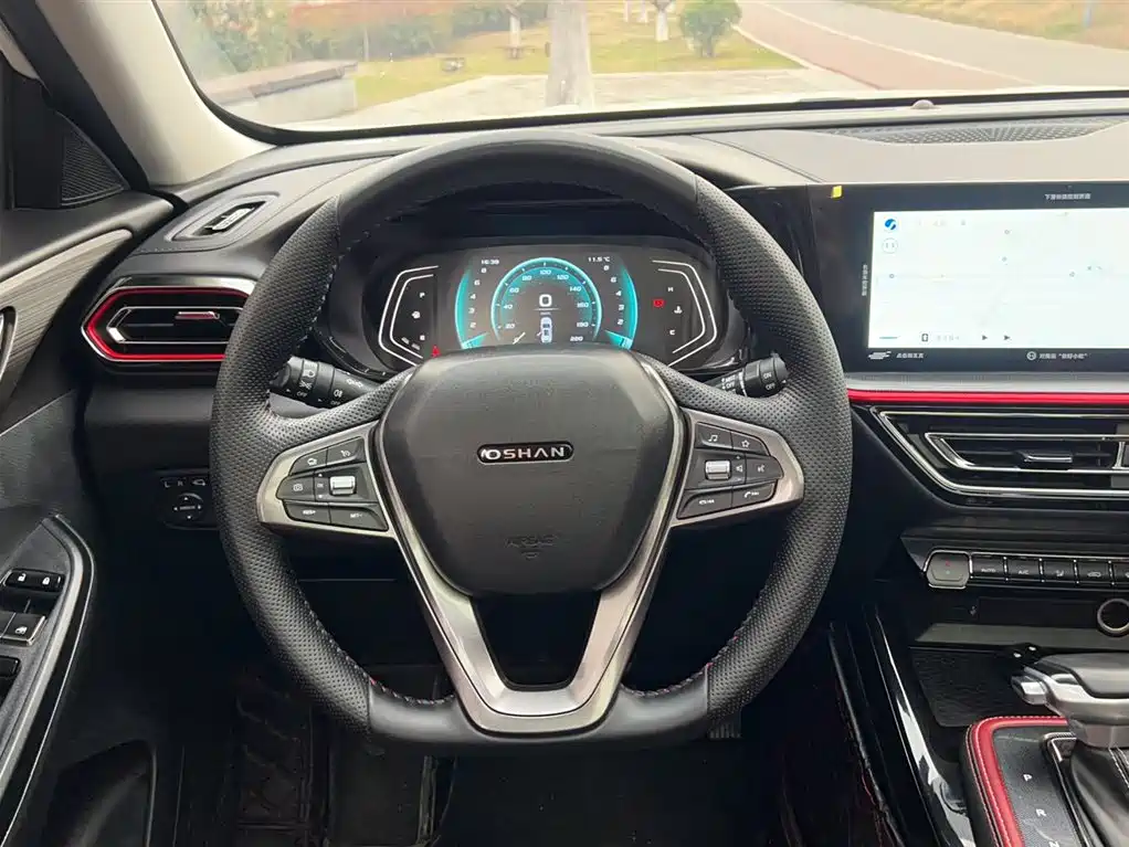 Changan Oshan X5 1.5 T DCT Flagship