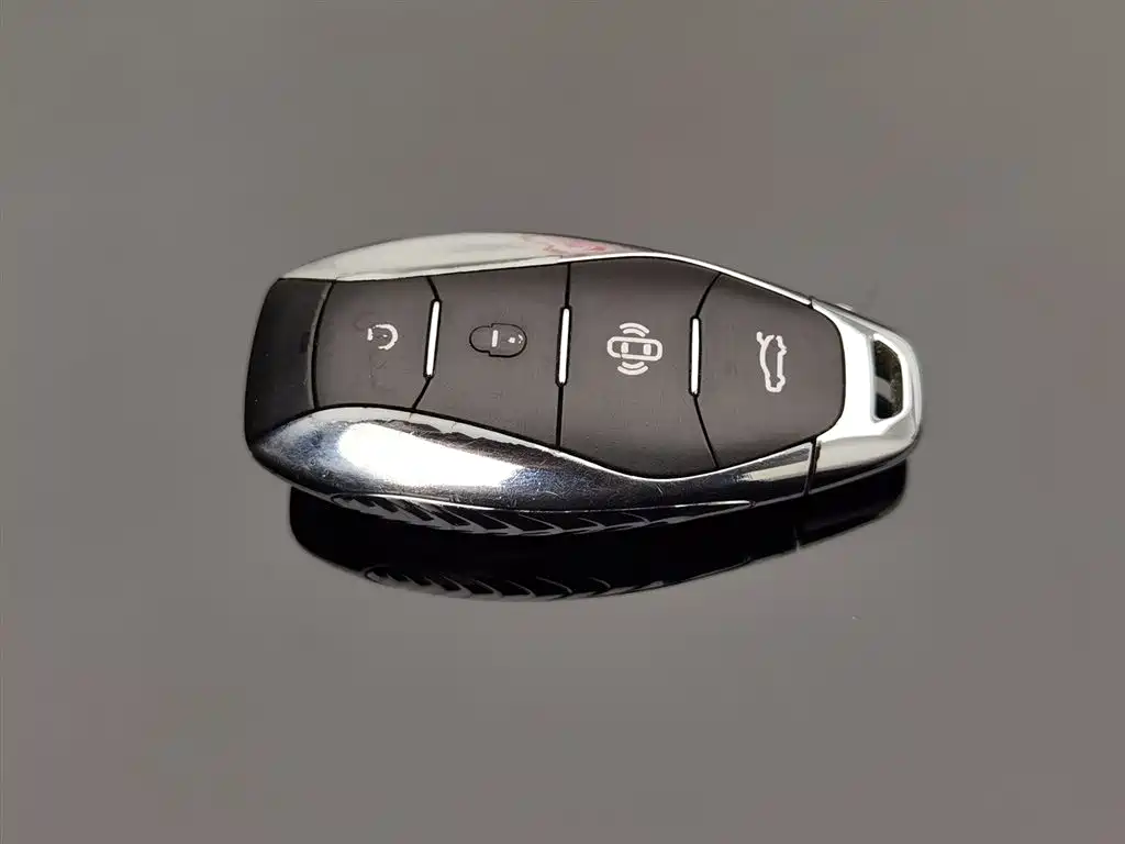 Hongqi H5 2.0 T Auto Connected Flagship Leading
