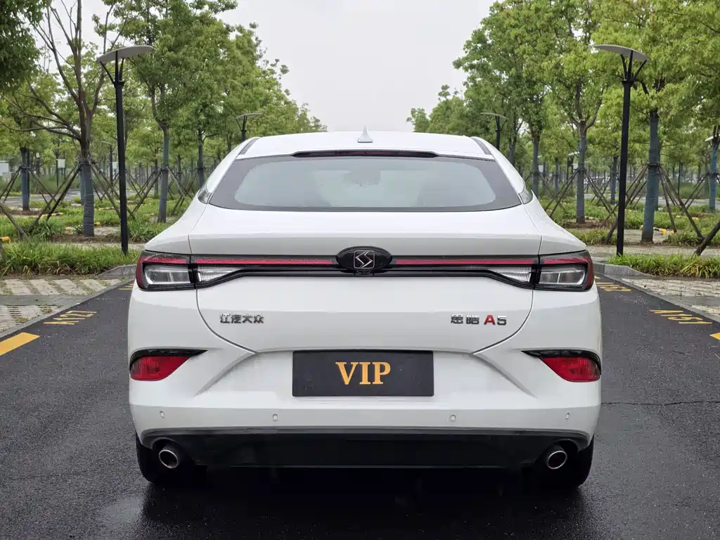 Sehol A5 思皓A5 2022款 1.5 T CVT青春版