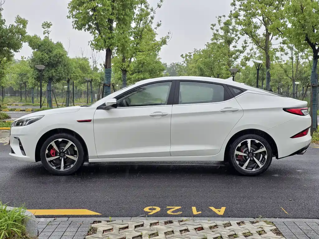 Sehol A5 思皓A5 2022款 1.5 T CVT青春版