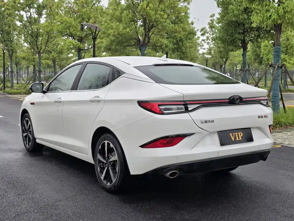 Sehol A5 思皓A5 2022款 1.5 T CVT青春版