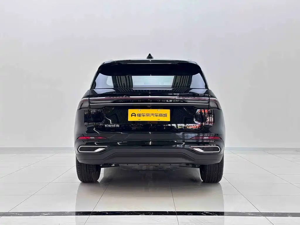 Nautilus 2.0 T 4 WD Comfort Supreme