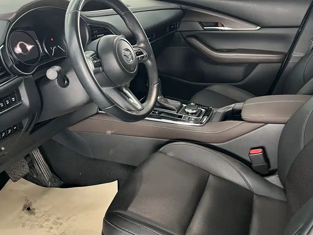 Mazda CX-30 2.0 L Auto Jiayue