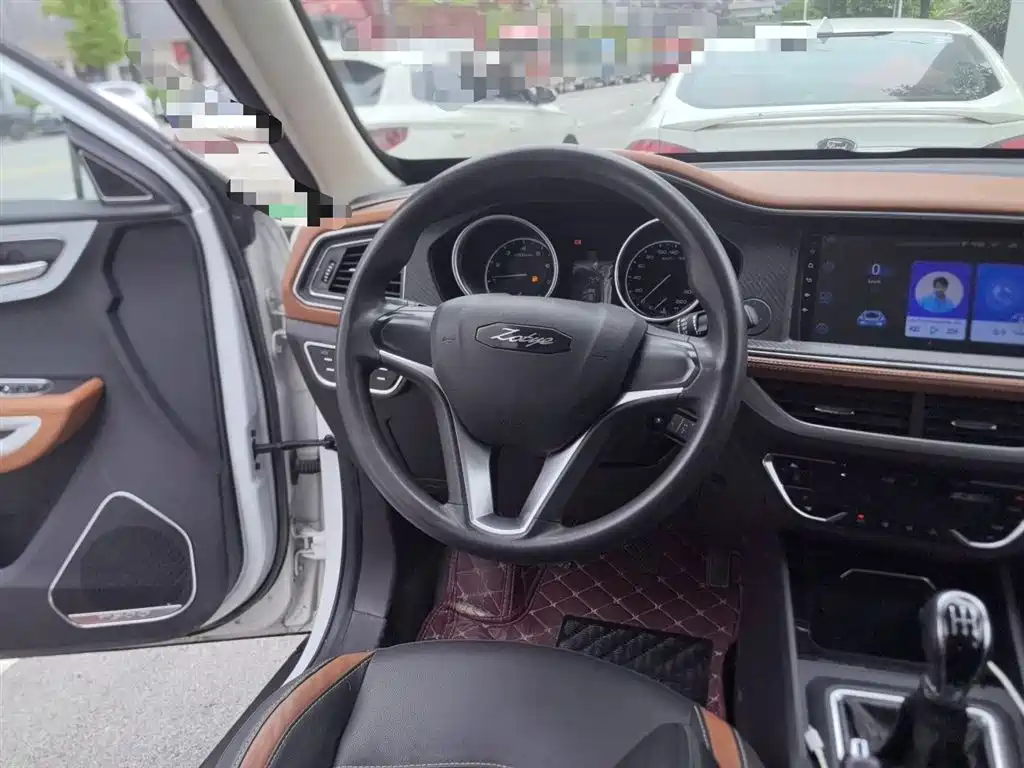 Zotye T300 众泰T300 2019款 1.5 L 手动小强版