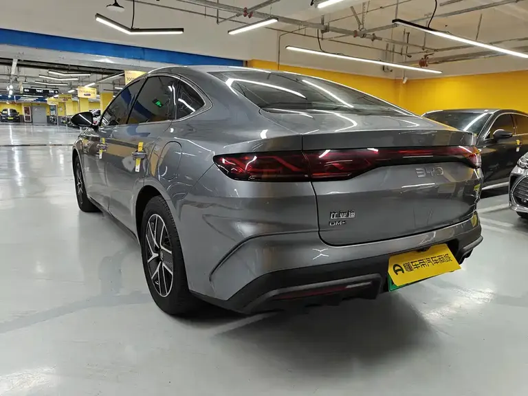 BYD Qin L DM-i 120 KM Leading