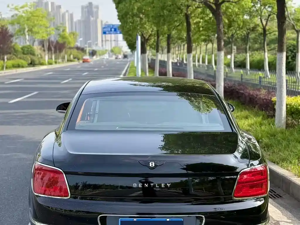 Flying Spur 4.0 T V8 Standard