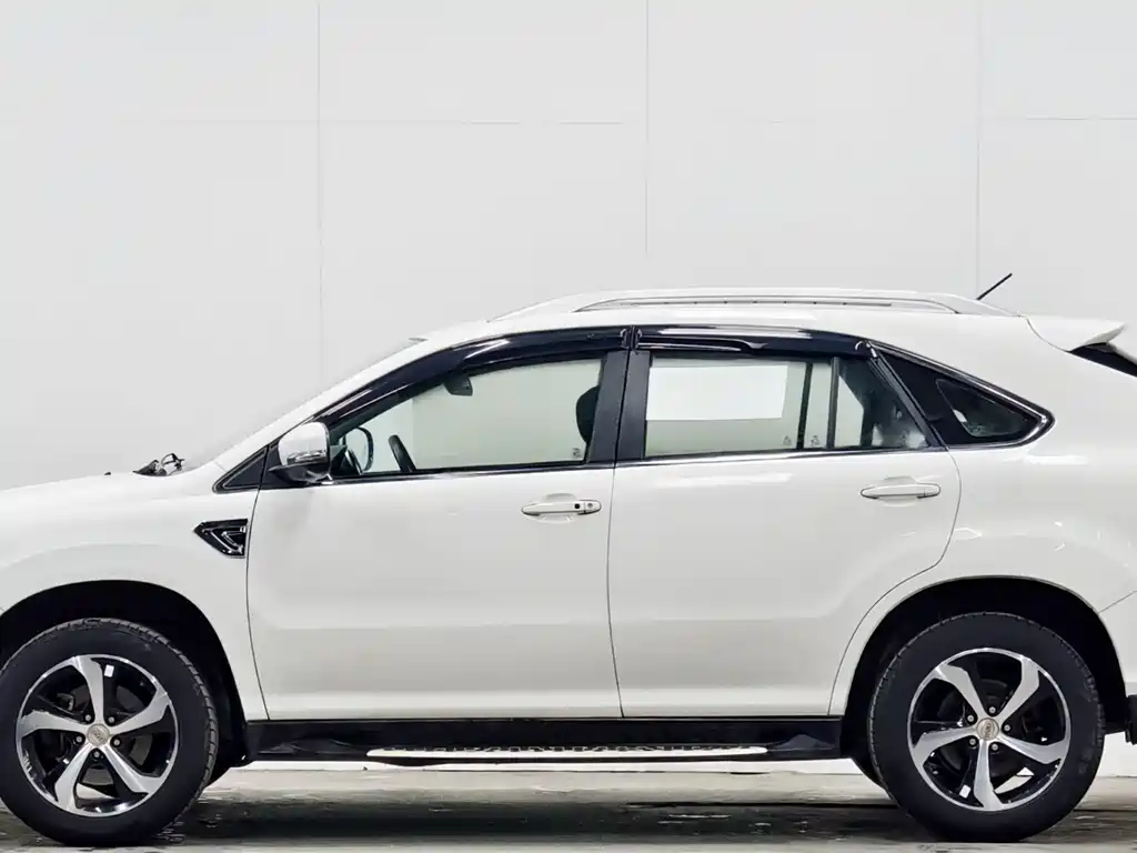BYD S7 2.0 T Auto Distinguished
