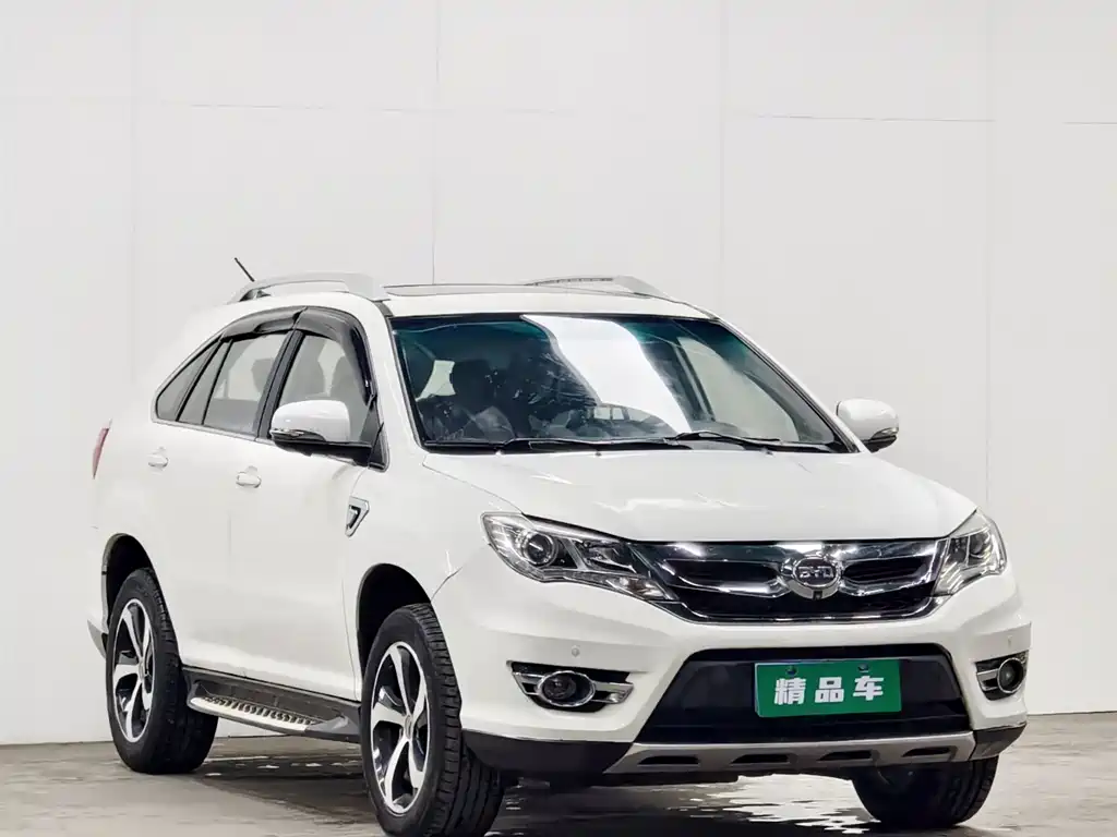 BYD S7 2.0 T Auto Distinguished