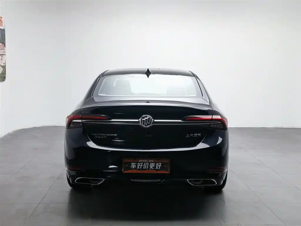 LaCrosse 652 T Luxury