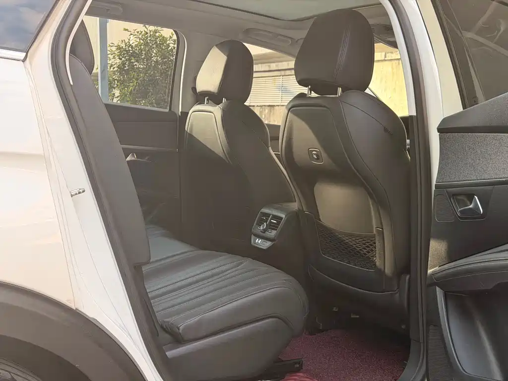 Peugeot 5008 380 THP 7-seat Luxury