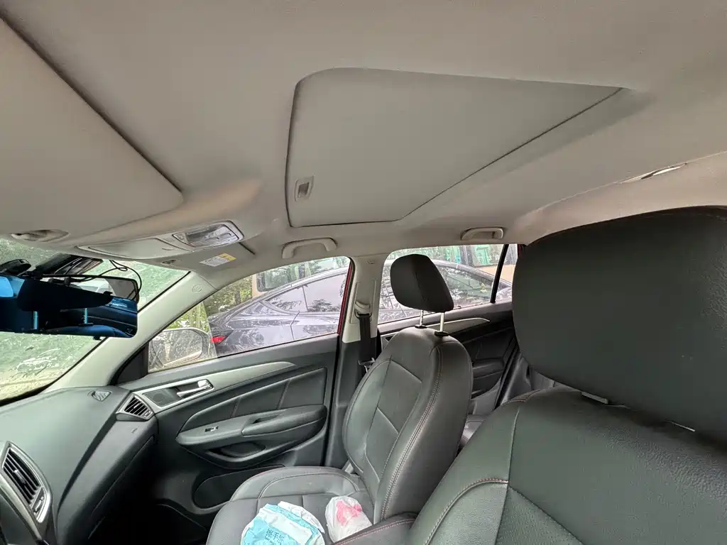Changan CS75 1.8 T Auto Elite CN-V