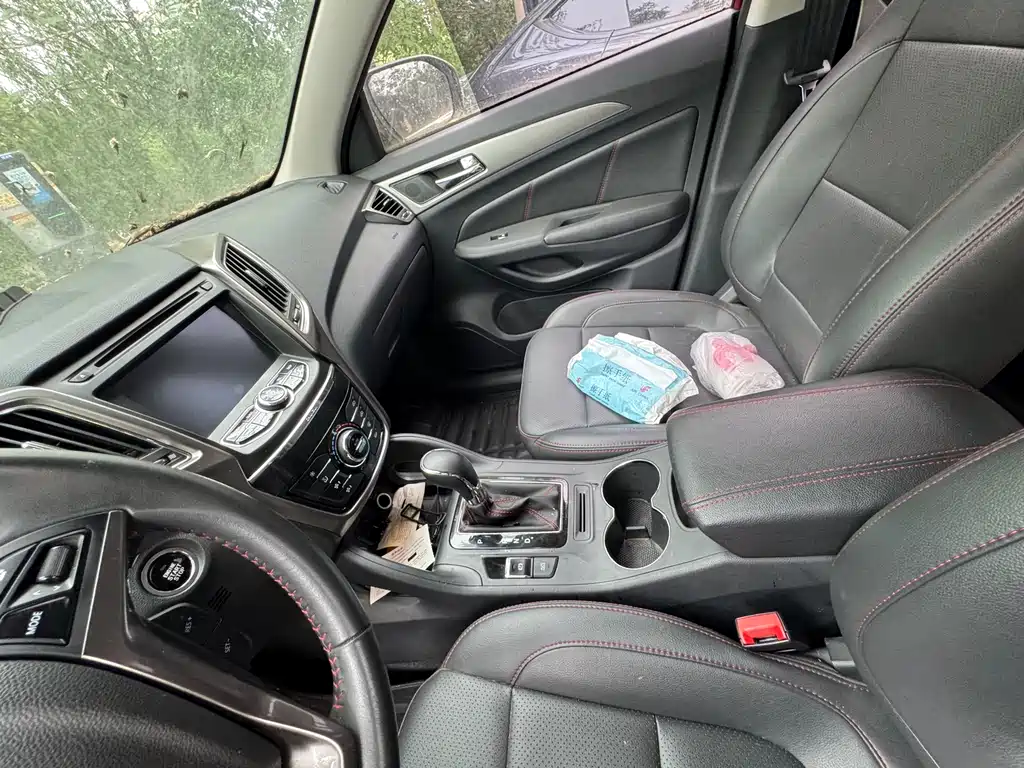 Changan CS75 1.8 T Auto Elite CN-V