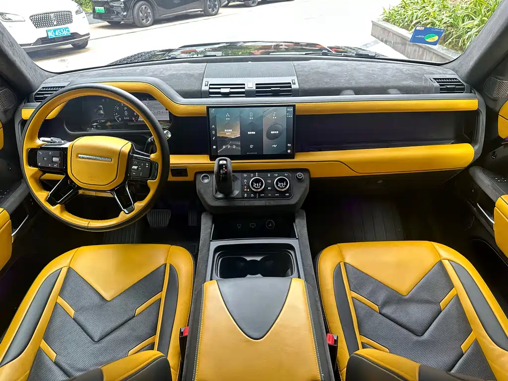 Land Rover Defender 110 P400 X-DYNAMIC HSE