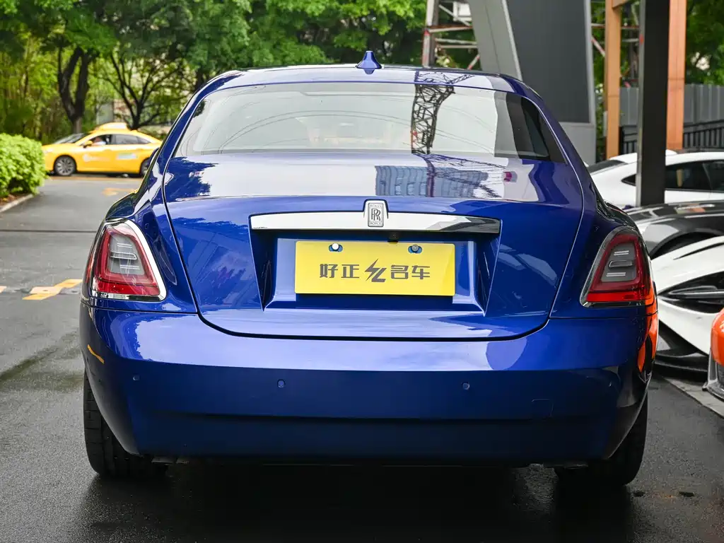 Ghost 6.7 T Standard Wheelbase
