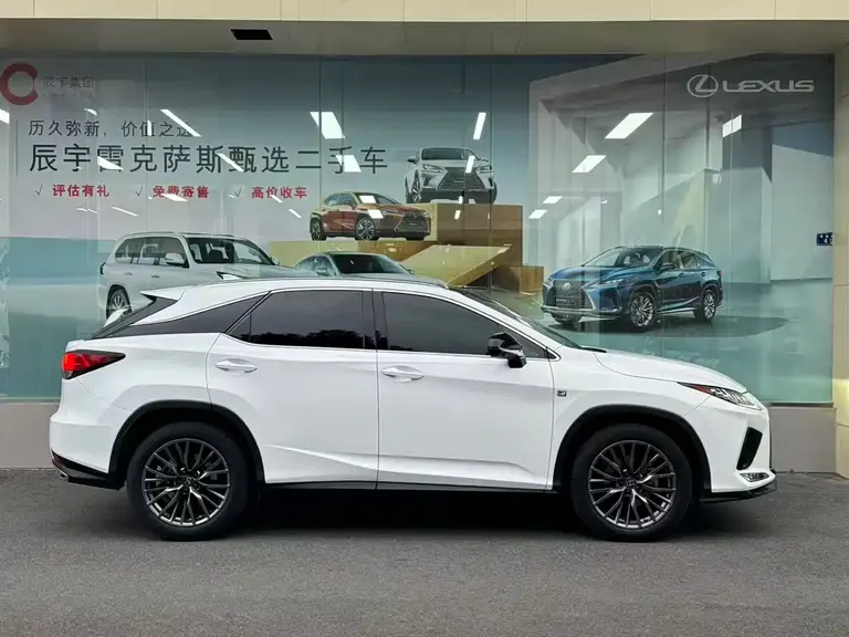 Lexus RX 300 4 WD F SPORT CN-V