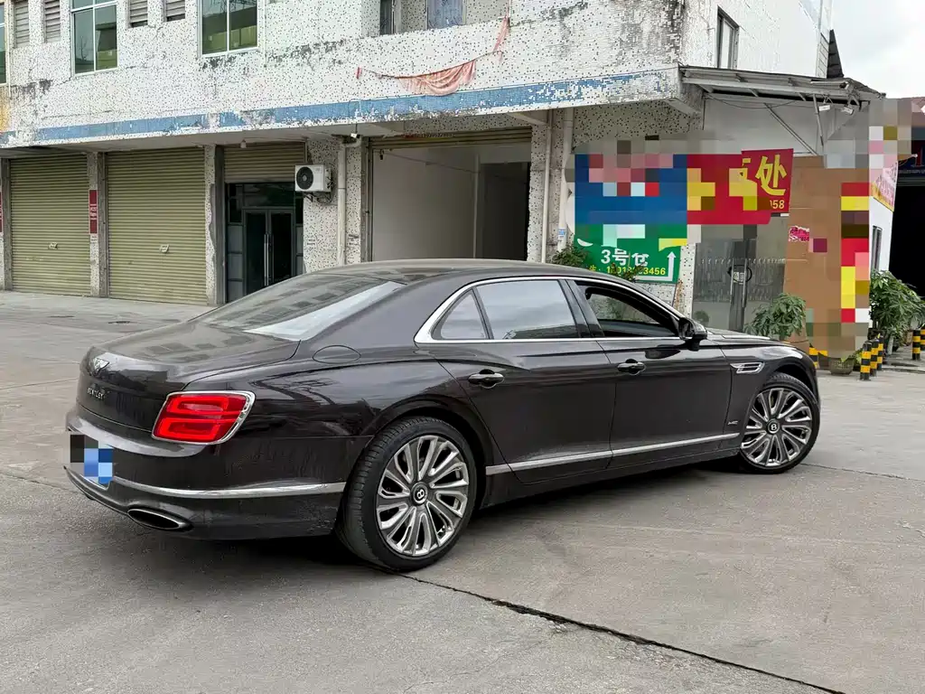 Flying Spur 6.0 T W12 Standard