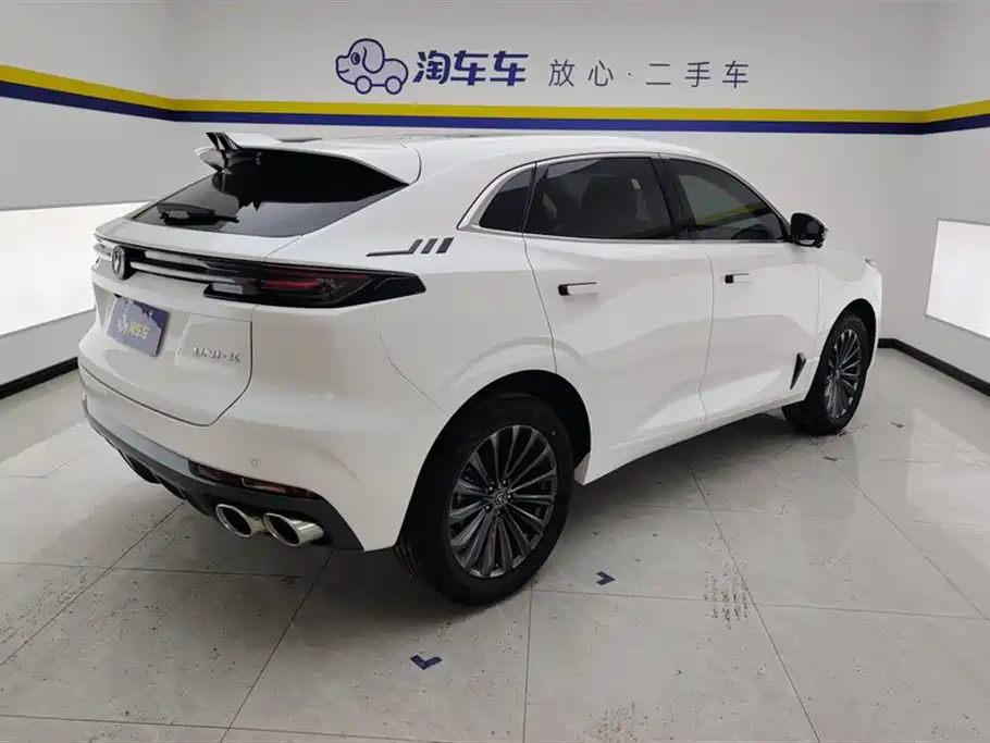 Changan UNI-K 2.0 T Outstanding
