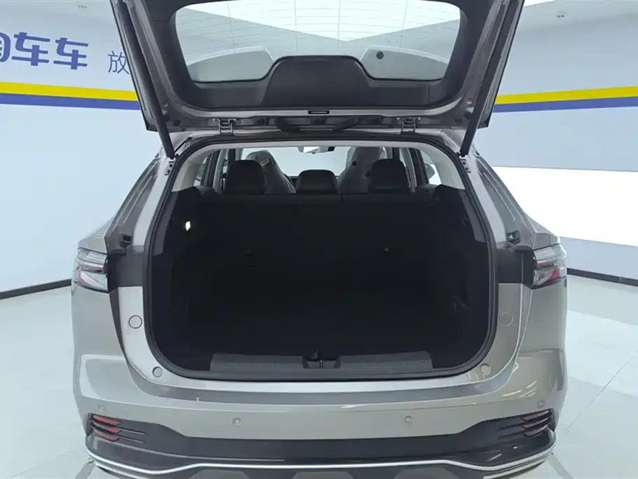 Roewe RX5 NEV eRX5 Super Hybrid Superior