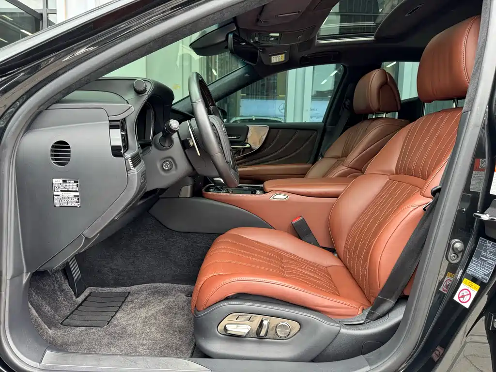 Lexus LS 500 h Executive CN-V
