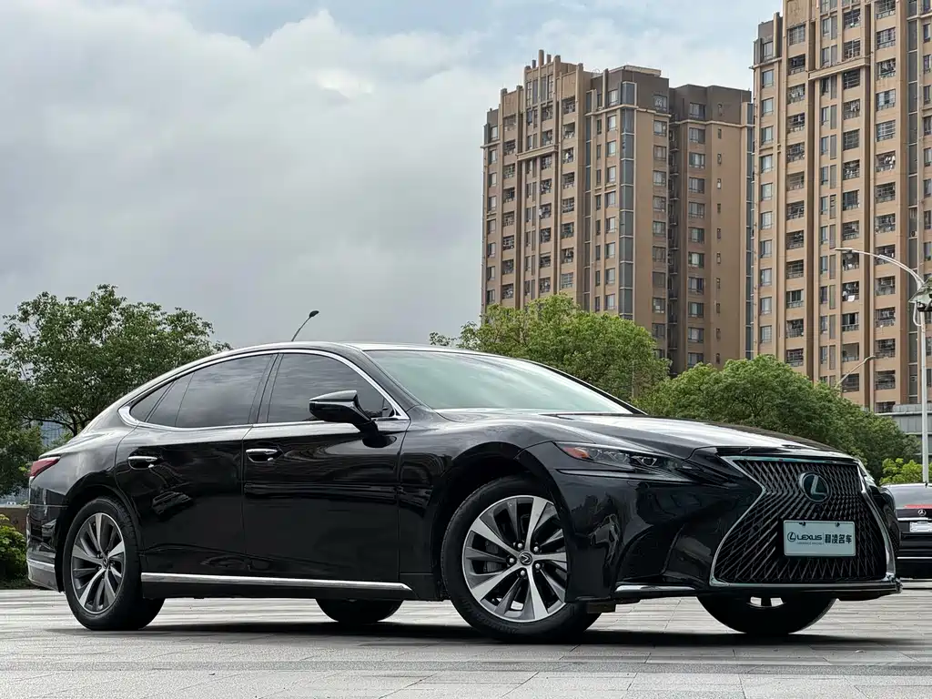 Lexus LS 350 Outstanding CN-V