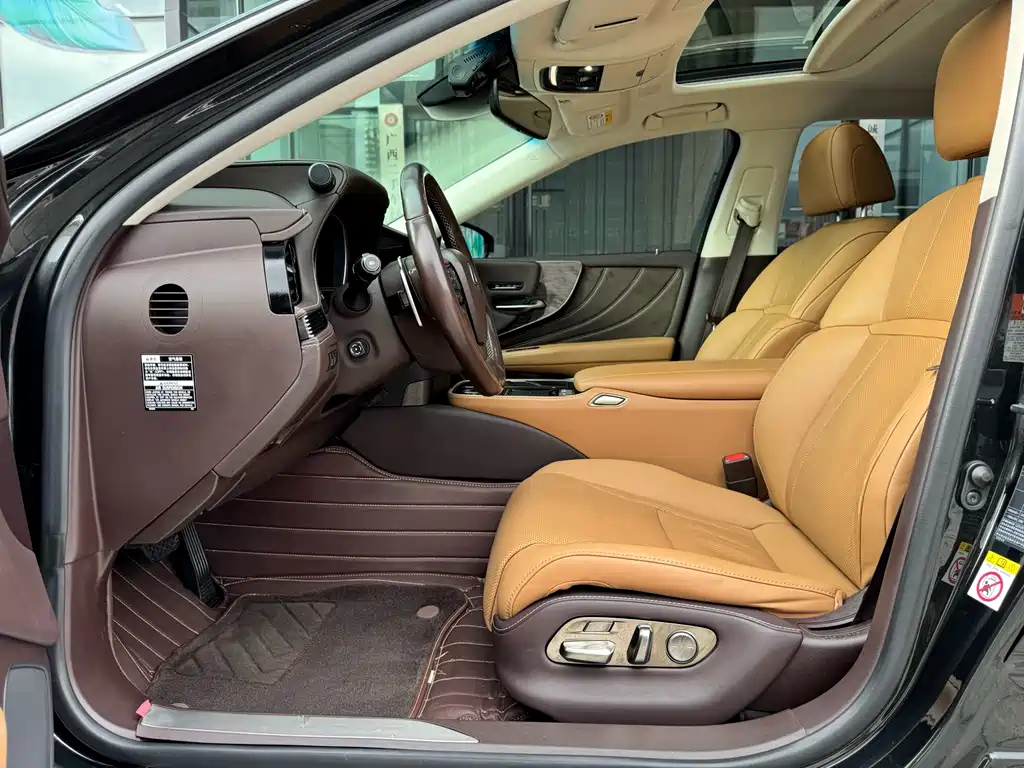 Lexus LS 350 Outstanding CN-V