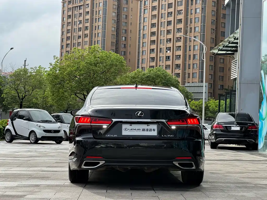 Lexus LS 350 Outstanding CN-V