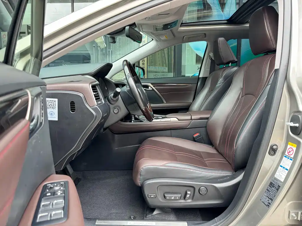 Lexus RX 300 4 WD Luxury CN-V