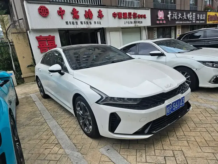 Kia K5 380 T GT-Line Refreshed