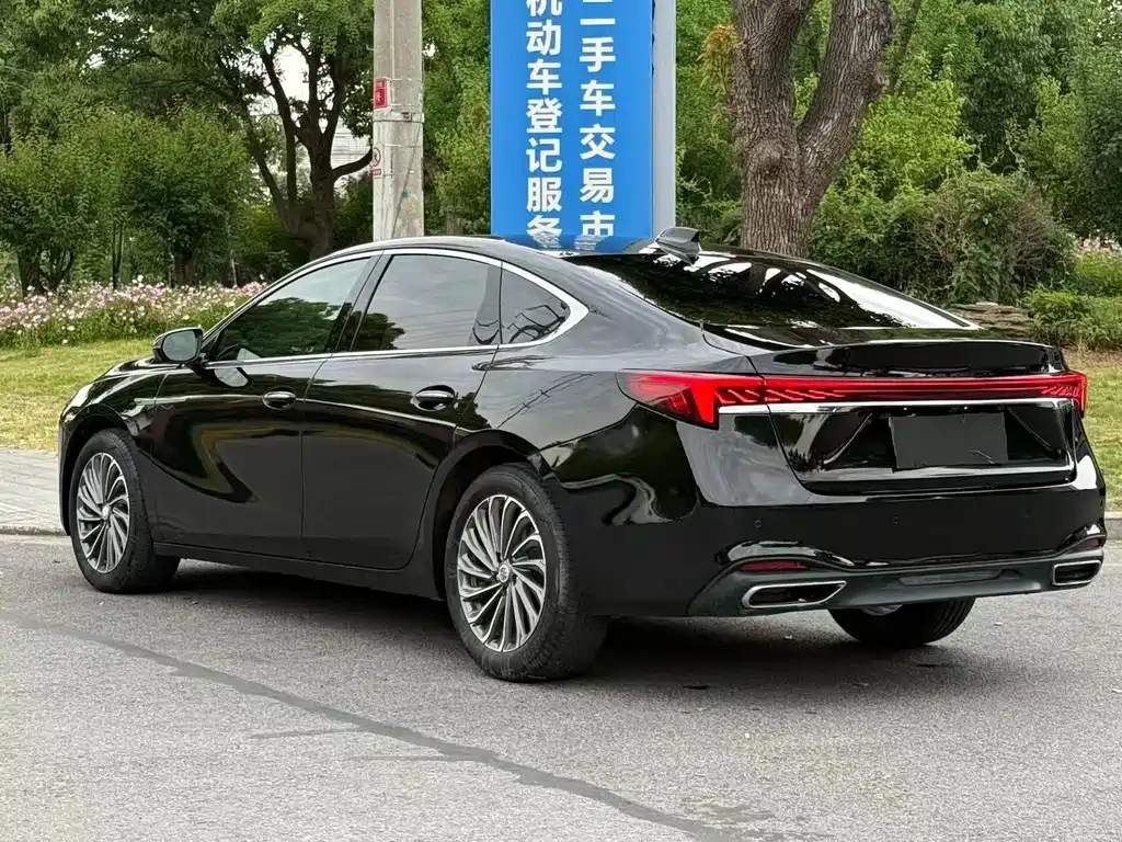 LaCrosse 28 T Premium