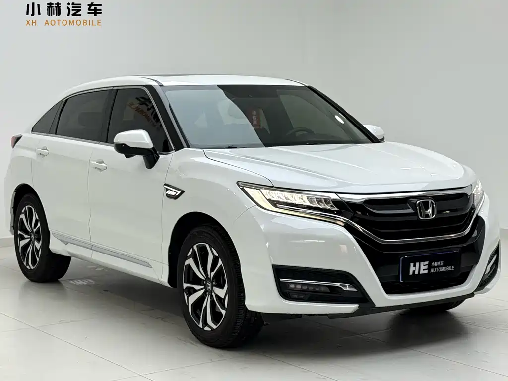 Honda UR-V 240 TURBO 2 WD Luxury CN-V